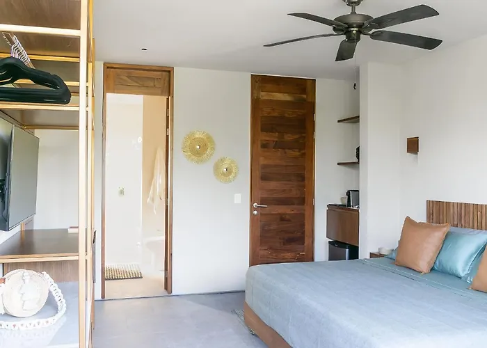 Zereno Boutique Club Access Hotel