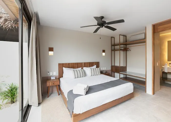 Zereno Boutique Club Access Hotel 4*
